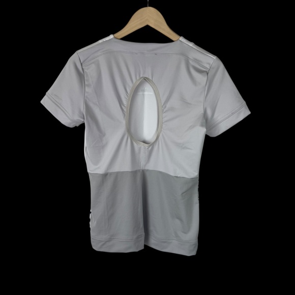 Adidas X Stella McCartney Short Sleeve Cut Out Back Short Sleeve Top Sz M - Picture 2 of 5